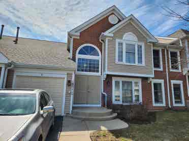 Private Bed & Bath | Schaumburg