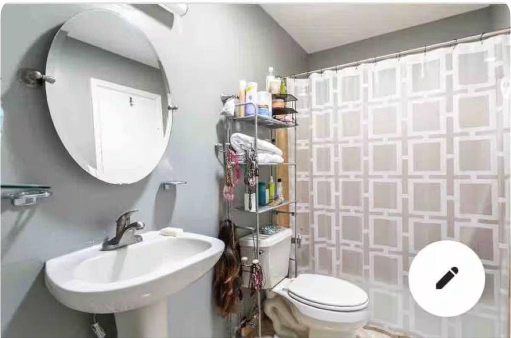 ROOM FOR RENT IN ROCKVILLE