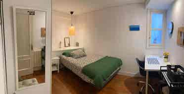 Room for Rent Near Plaza Unamuno