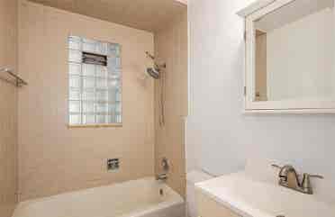 Charming Home Near Colfax