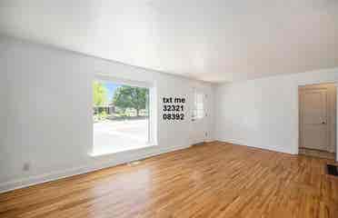 Charming Home Near Colfax
