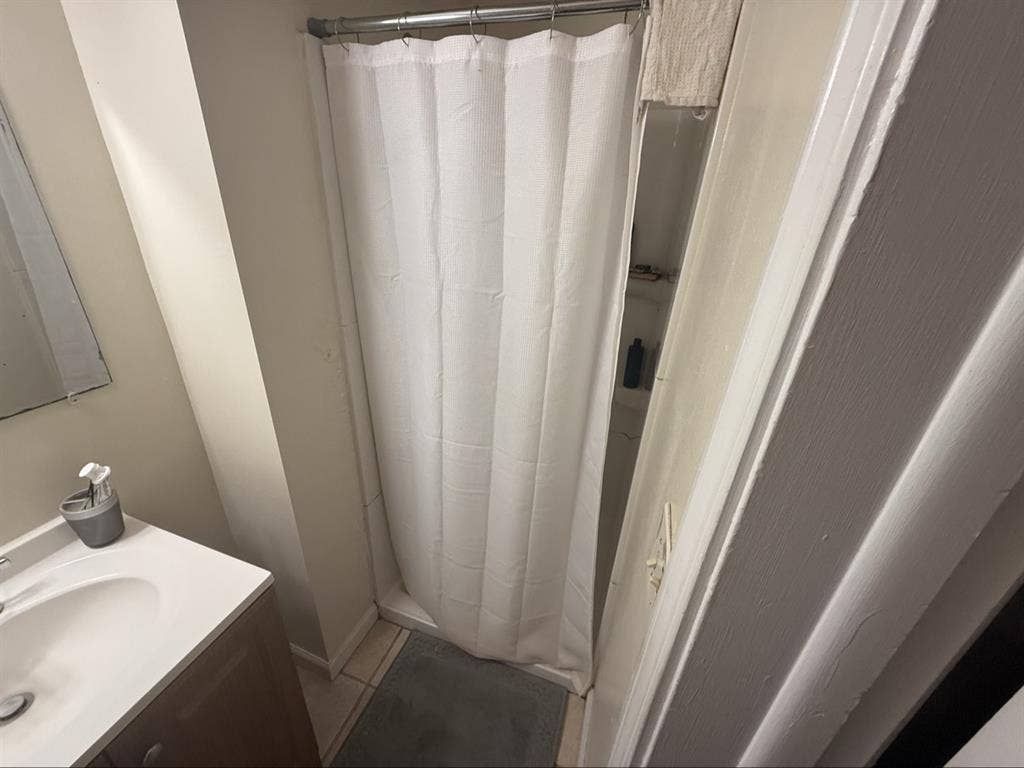 Master Bedroom Sublease