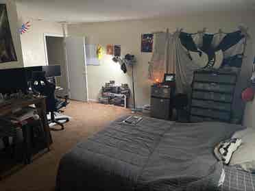 Master Bedroom Sublease