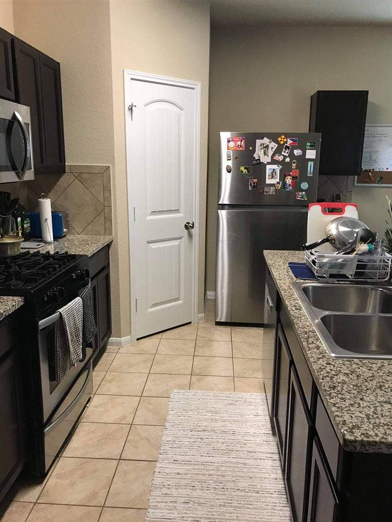 Female Only Sublease with renewal!