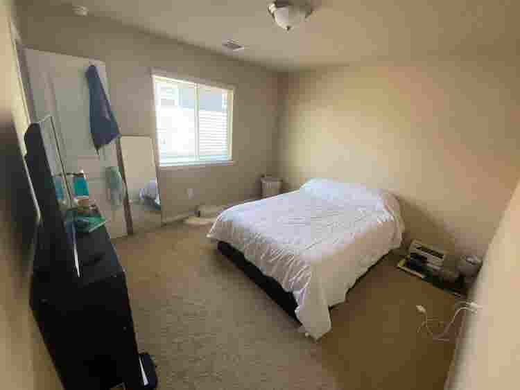 Female Only Sublease with renewal!