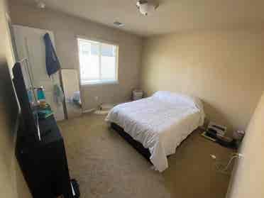 Female Only Sublease with renewal!