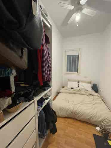 Fully furnished and cozy room!