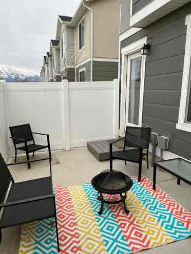 ba nice townhouse Avail July 1