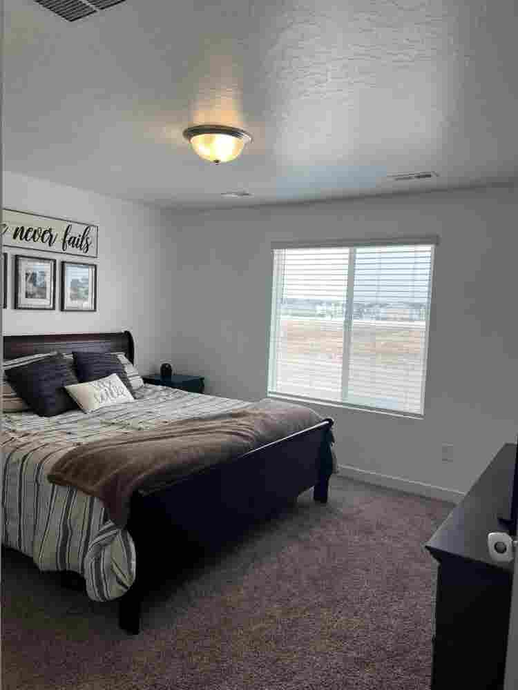 ba nice townhouse Avail July 1