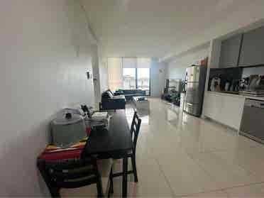 ENSUITE ROOM FOR RENT /
Week