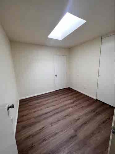 Private Room, Utilities Included