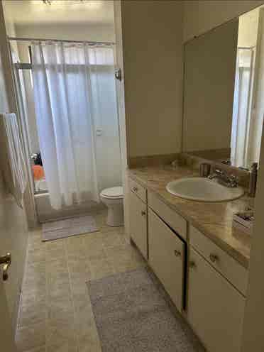 Clean and Comfy Close to Beach