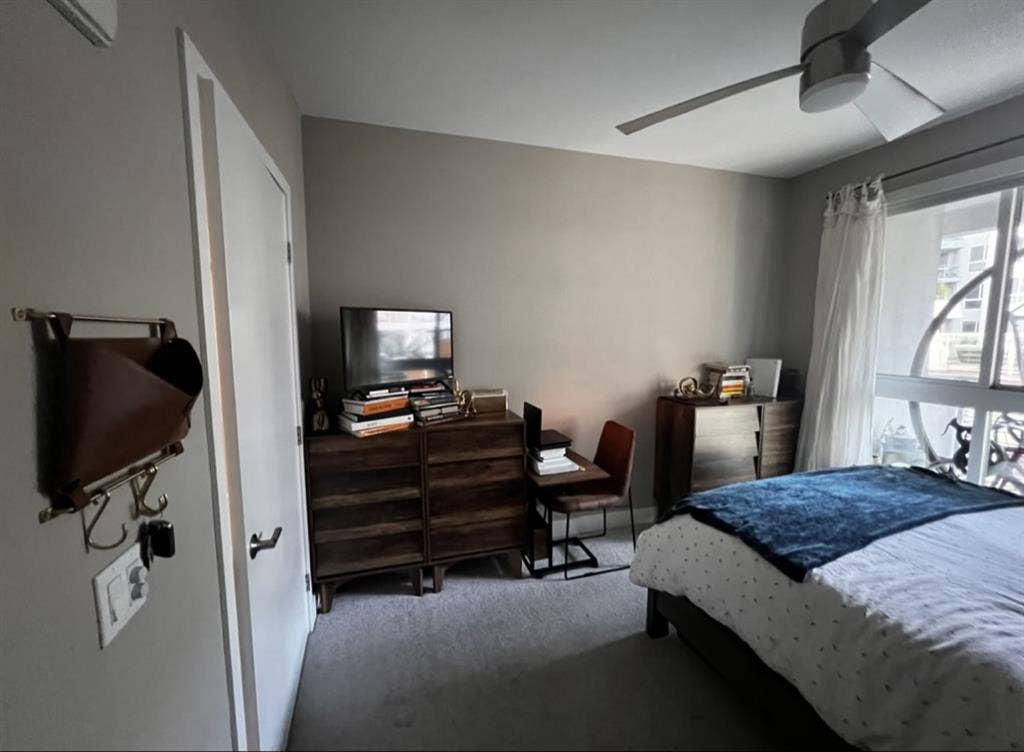 W/D in-unit, pool/ht, AC, & more!