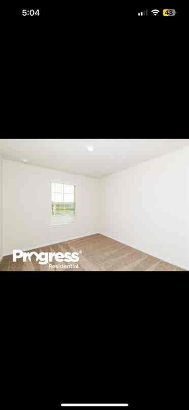 2 Rooms Available