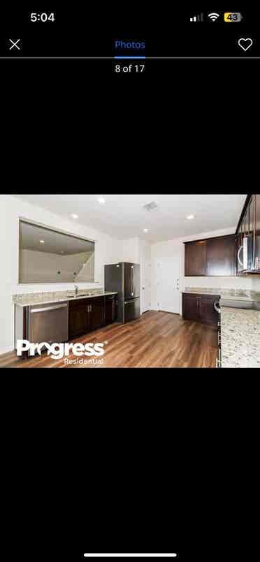 2 Rooms Available
