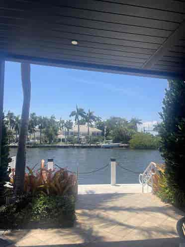 Intracoastal  ! Pets ok!