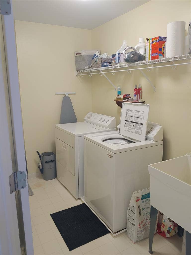 Looking for one additional roommate