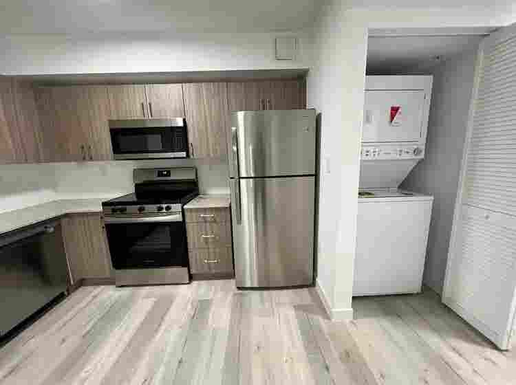Seeking Roommate or Room to Rent.