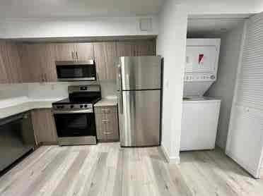ISO Roommate or Room to Rent.