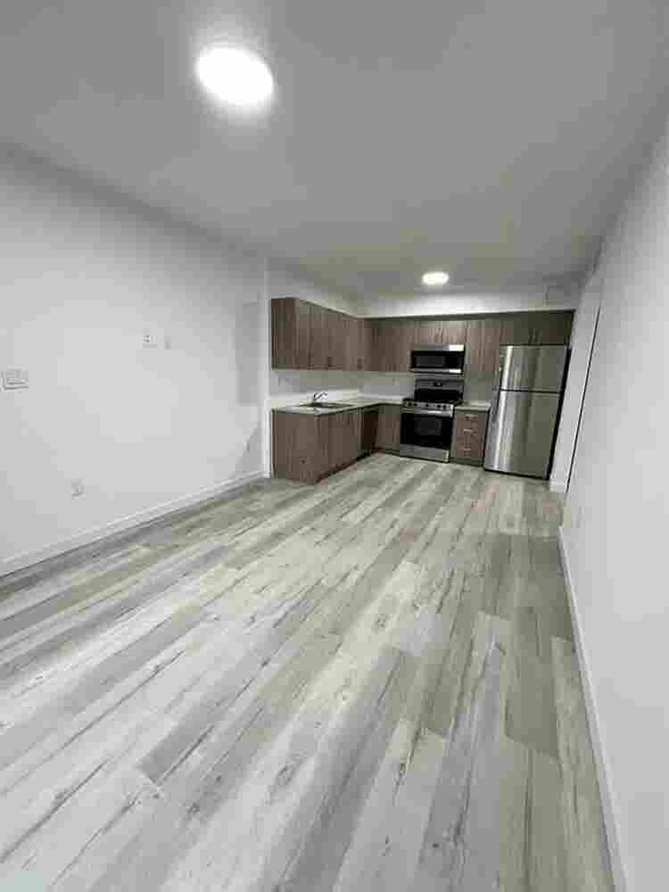 Seeking Roommate or Room to Rent.