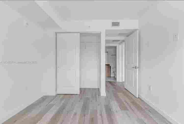 Seeking Roommate or Room to Rent.