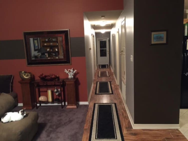 Room for rent-3BR house with pool