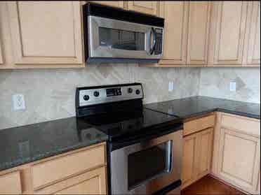 EADO area  - ISO female roommate.