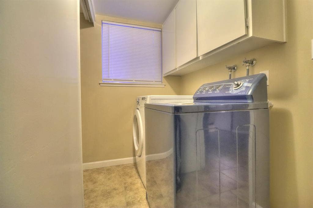 Furnished Private Bedroom (Fresno)