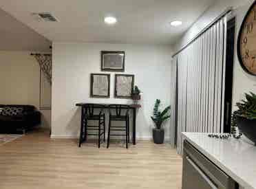 Room For Rent Paradise Area