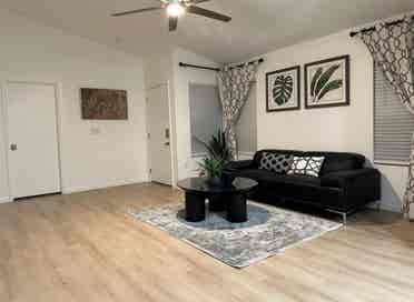 Room For Rent Paradise Area