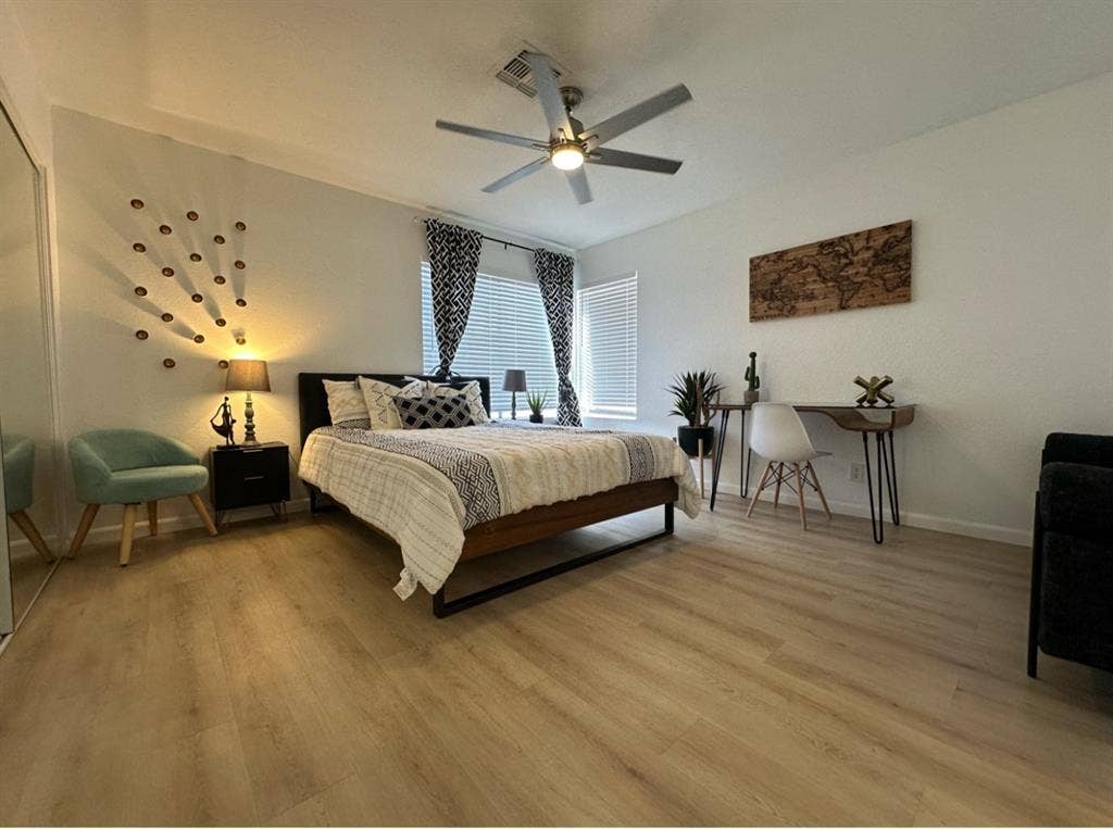 Room For Rent Paradise Area