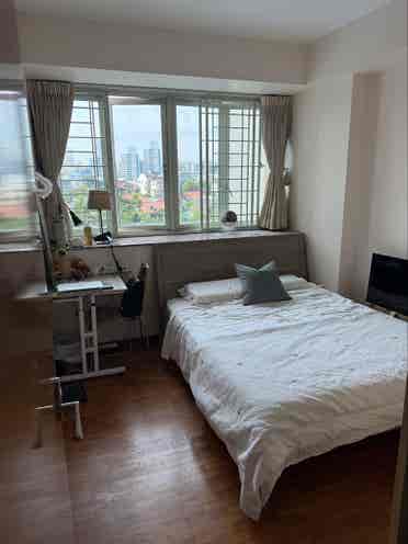 Common Room Queens Condo