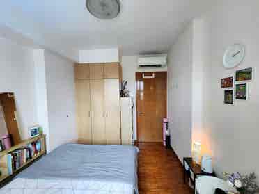 Common Room Queens Condo