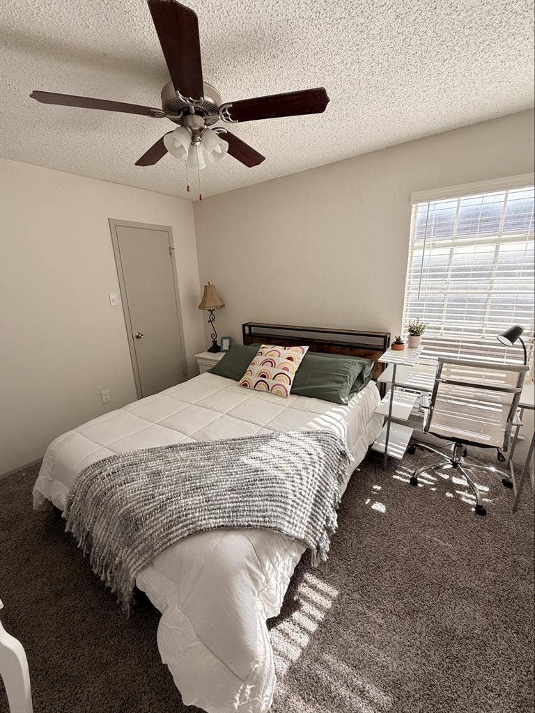 ROOM AVAILABLE NOW