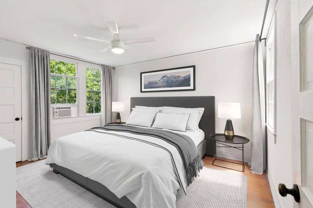 safe and beautiful room near univ