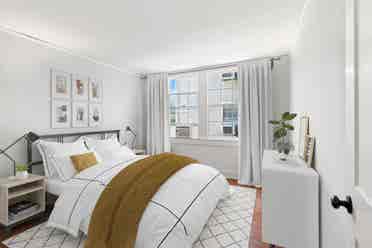safe and beautiful room near univ