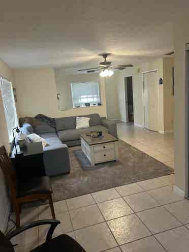 Spare spacious bedroom for rent
