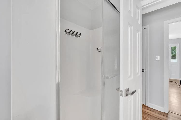 Private Room for Rent All-Inclusive