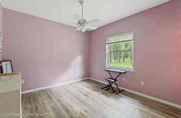 2 rooms shared bathroom