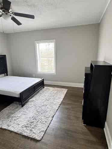 2 Newly Modeled Rooms Near Midtown