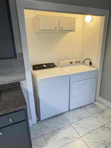 2 Newly Modeled Rooms Near Midtown