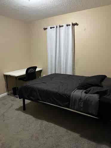 Room for Rent in Wood of Ortega