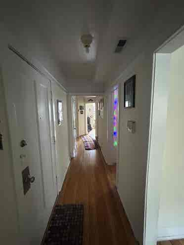 Ravenswood room available August 1