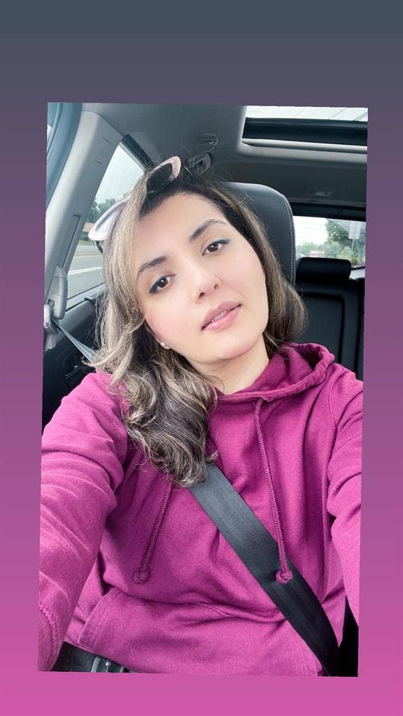 Looking for a roommate to move in