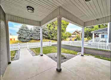 2 
Rooms for rent, shared bathroom