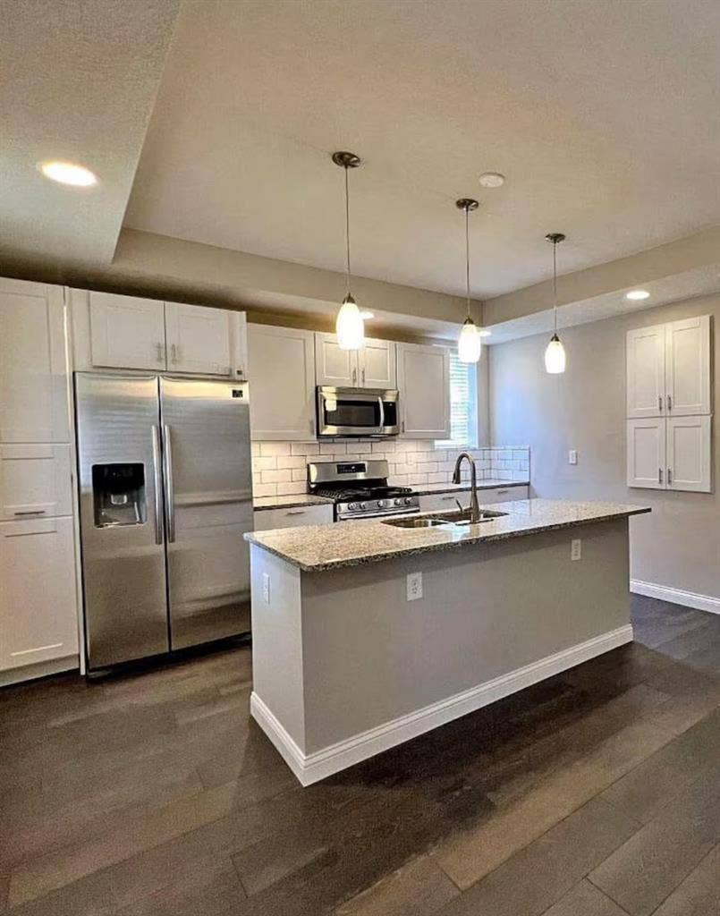 Rooms for rent / House for rent