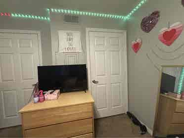 Private room and bathroom sublease