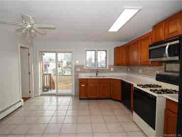 Affordable Fairfield Summer Sublet!