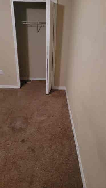 Room available for rent on Westside