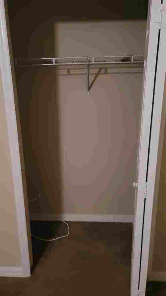 Room available for rent on Westside